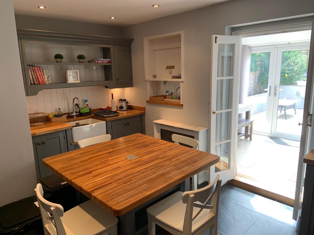 Charming 3-Bed Cottage In Swanage Kültér fotó