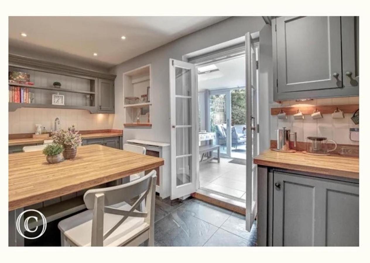 Charming 3-Bed Cottage In Swanage Kültér fotó